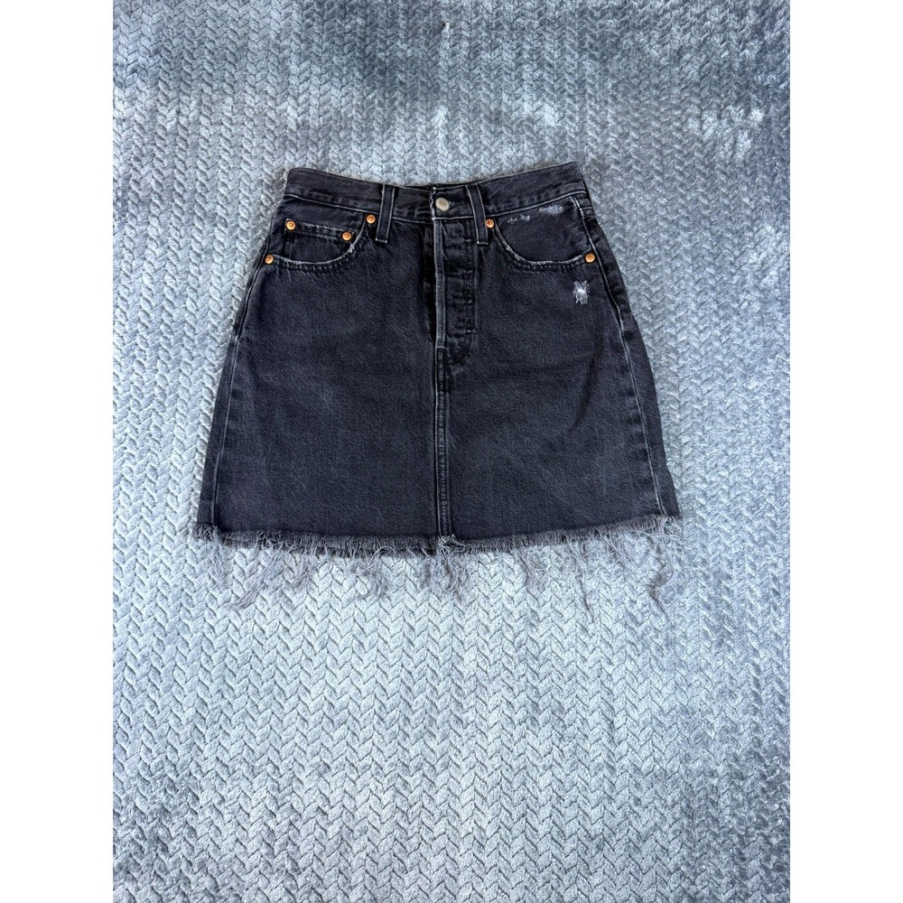 Levi's Premium Ribcage Skirt Women 25 Black Denim Medium Wash Distressed Raw Hem